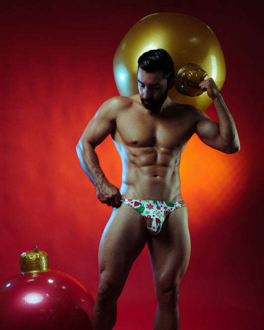 Bikini Grinch Gift By PiKY